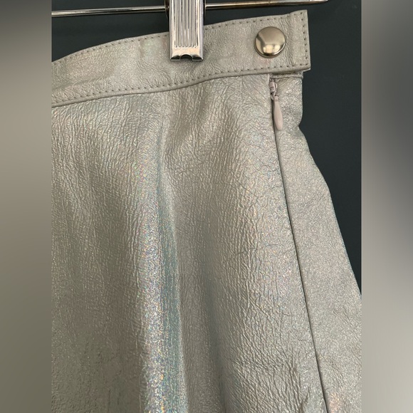 American Apparel Iridescent Leather Silvery Hologram Skater Circle Skirt Size L - Picture 9 of 13